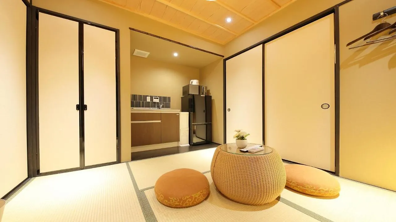 Guest house Kyoto Ayanishiki Shimabara-Omon Residence【京都 Ayanishiki 島原大門邸】 Nishinotoindori