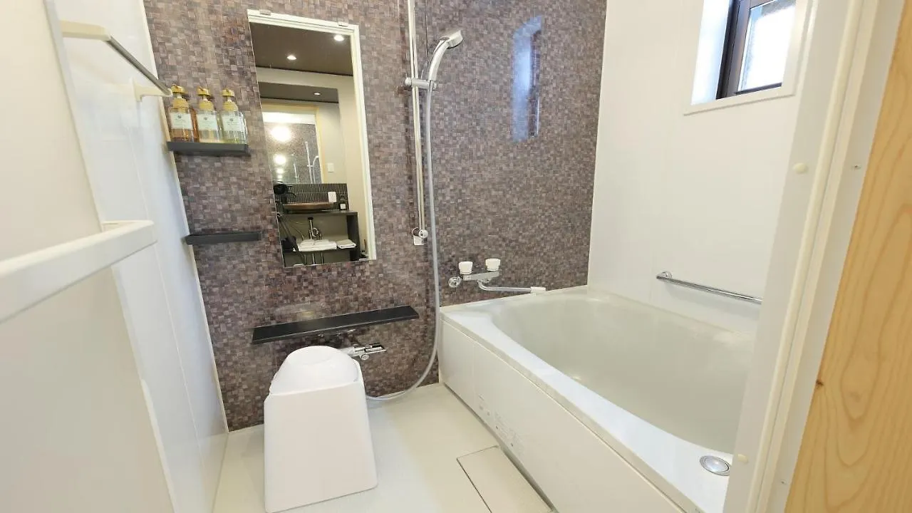 Kyoto Ayanishiki Shimabara-Omon Residence【京都 Ayanishiki 島原大門邸】 0*,  Japon